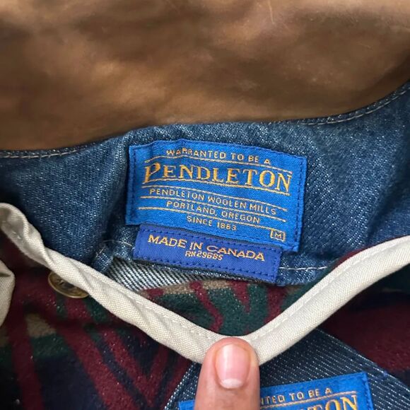 Vintage Pendleton Denim Chore Barn Coat Jacket Flannel Lined Western Size M - Picture 4 of 5